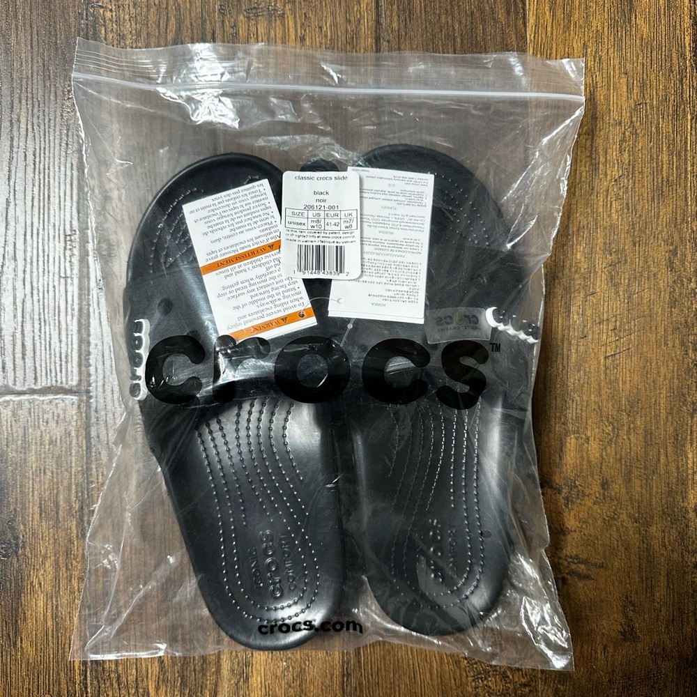 CROCS Classic Black Slide Sandals